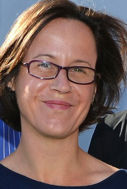 Dr Deborah Williamson